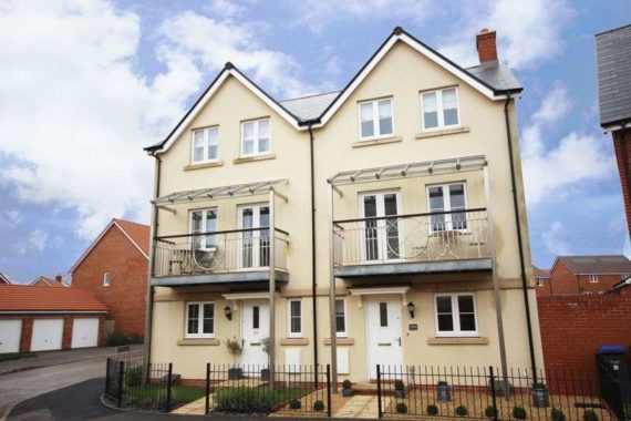 4 Bedroom Semi-Detac...